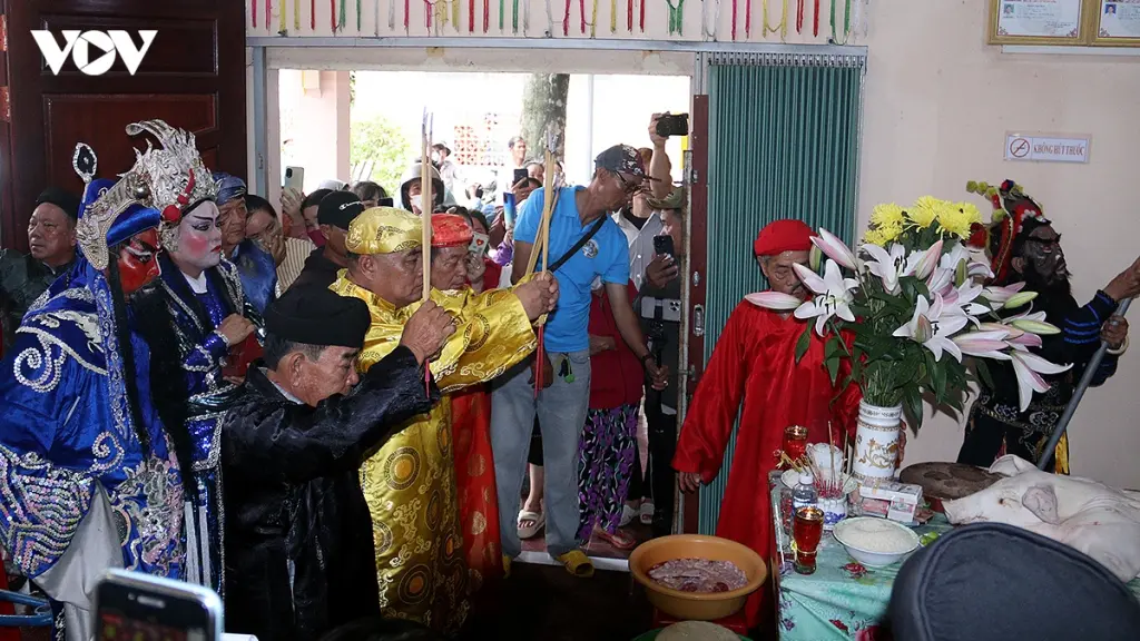 Nghi thức cúng binh Lễ hội Cúng biển Mỹ Long (Nghinh Ông)