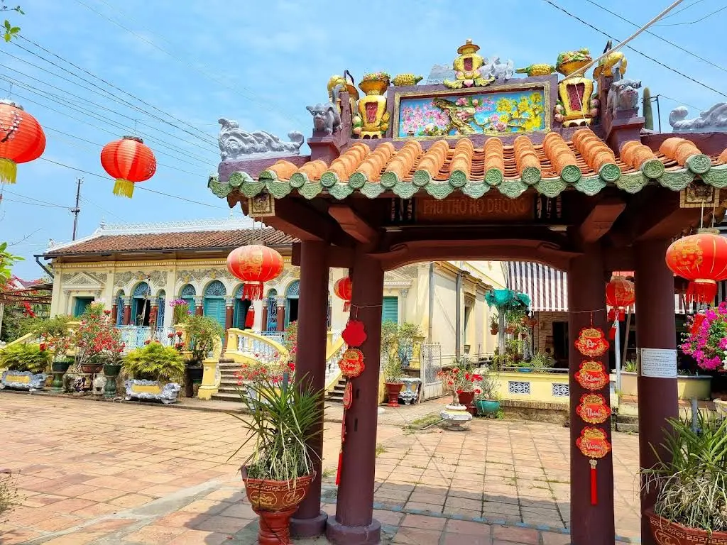 Không gian di tích lịch sử văn hóa Nhà Thờ Họ Dương