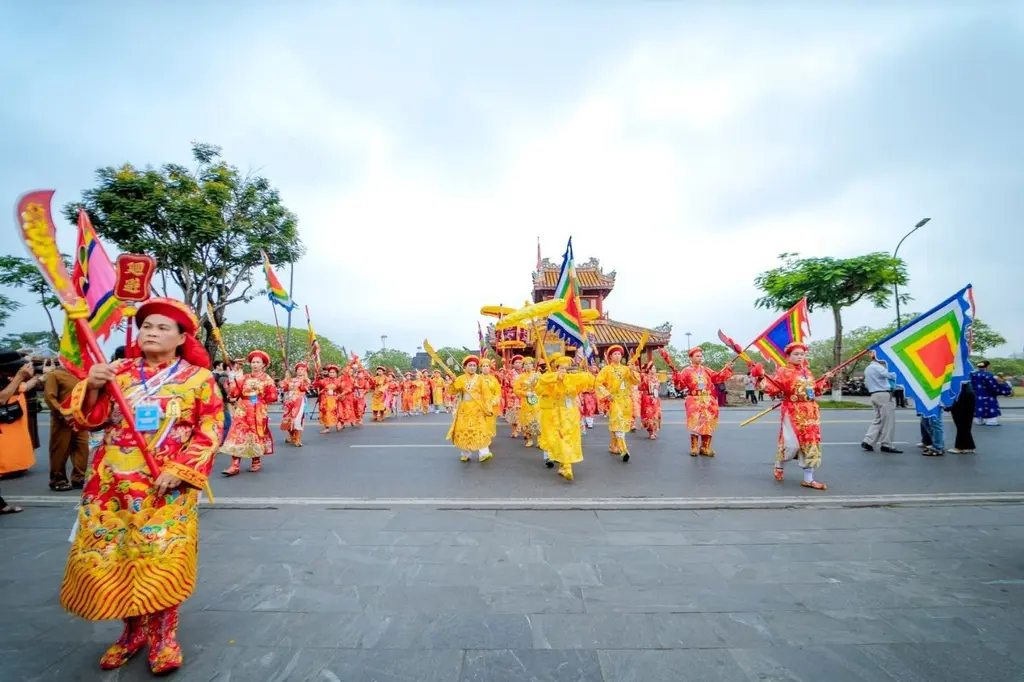 Diễu hành tại Lễ hội Festival Huế