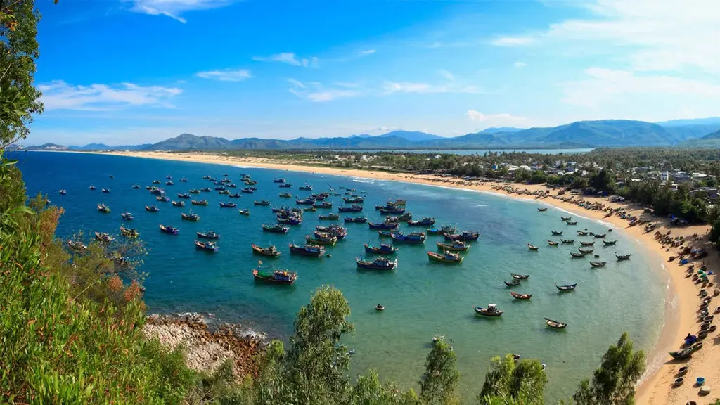 Hình ảnh vịnh Xuân Đài