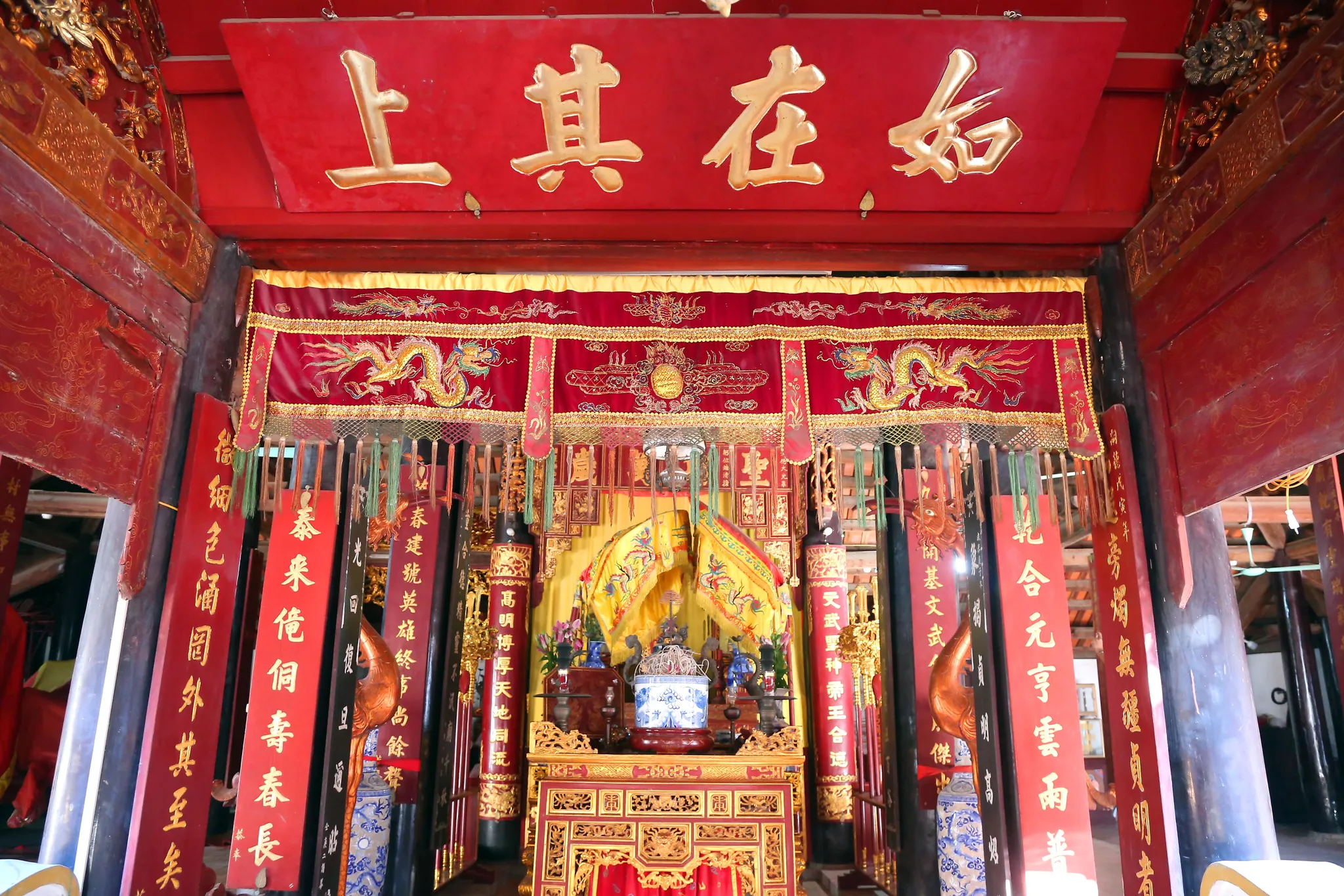 Không gian thờ tự đình Miêu Nha