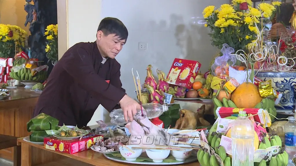 Mâm lễ vật tại Lễ hội đền Cửa Thánh