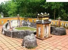 Cảnh quan khu di tích Mộ Đỗ Thúc Tịnh