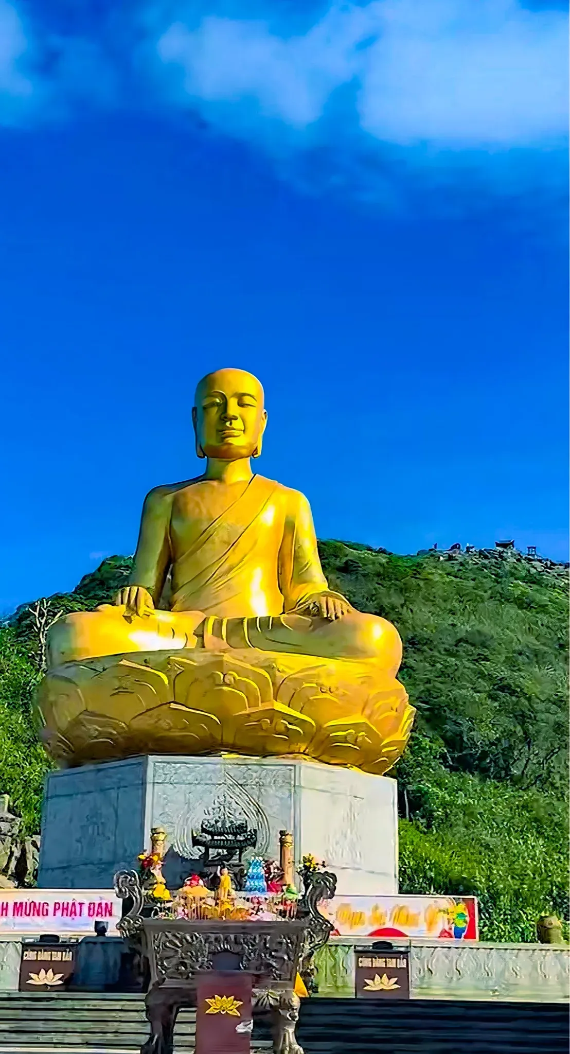 Tượng phật Khu Di Tích Danh Thắng Núi Yên Tử