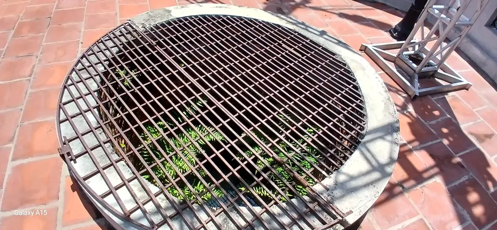 Giếng trong sân đình làng An Thắng