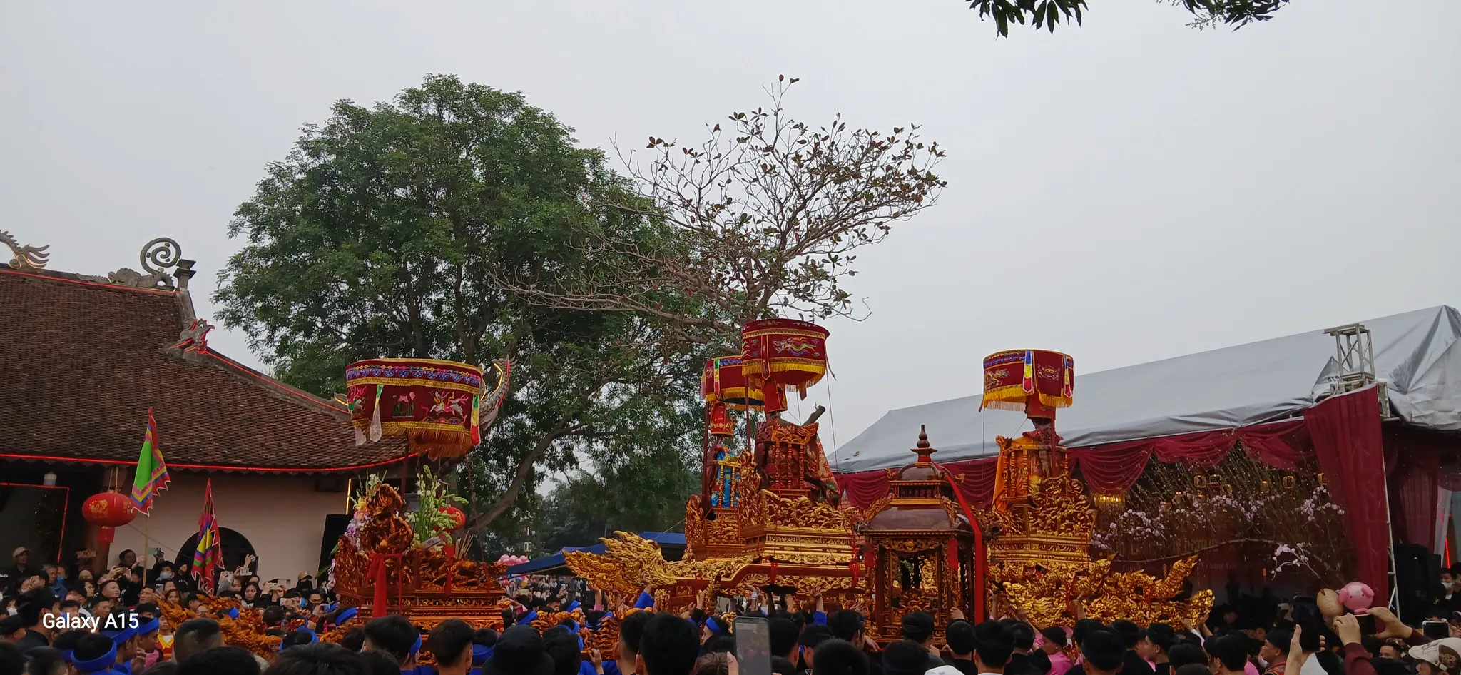 Đoàn rước kiệu hai làng Thụy Dương - Hương Lang