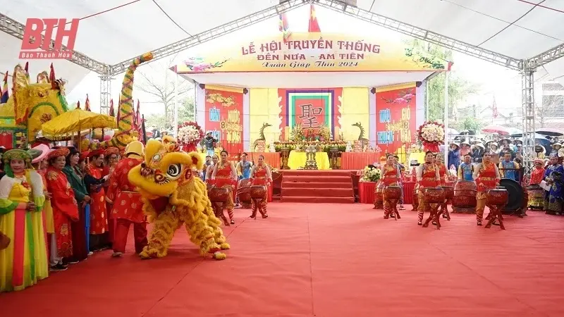Không gian Lễ hội Đền Nưa- Am tiên