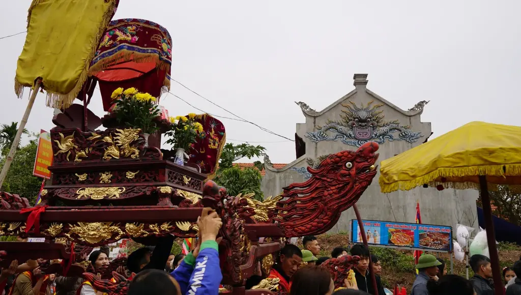 Kiệu thánh tại Lễ hội đình, đền Mạo Phổ