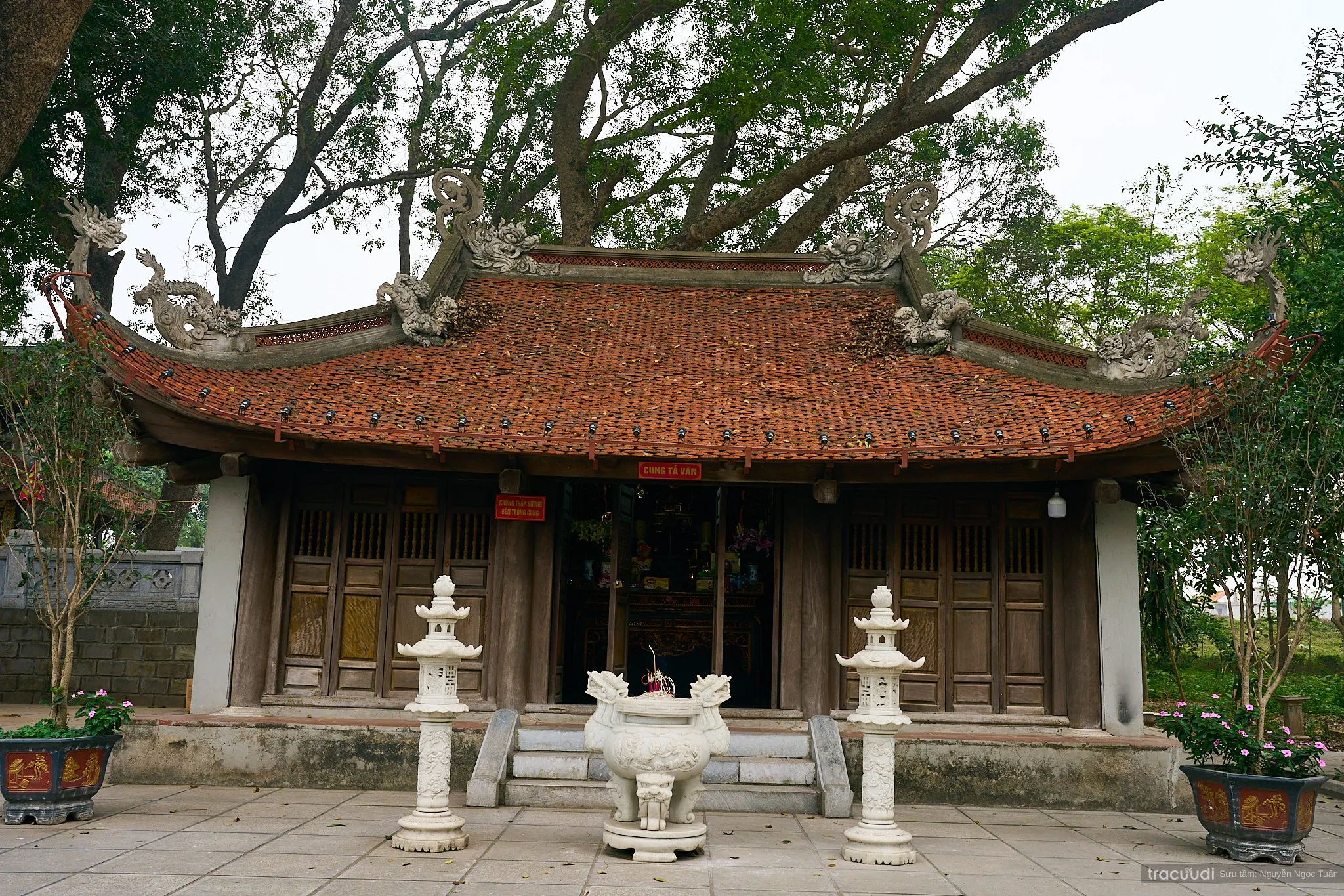 Không gian cảnh quan di tích Lăng Và Đền Thờ Kinh Dương Vương