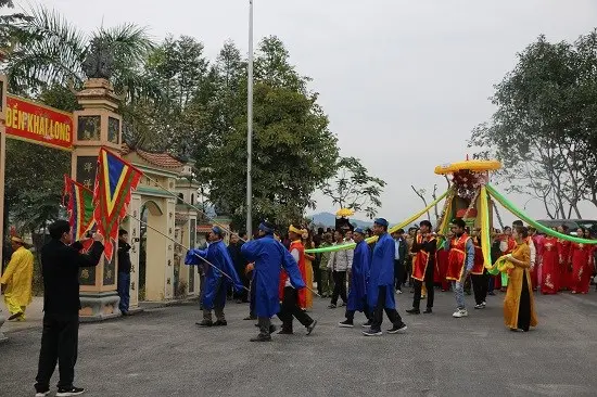 Lễ rước tại Lễ hội Đền Khai Long