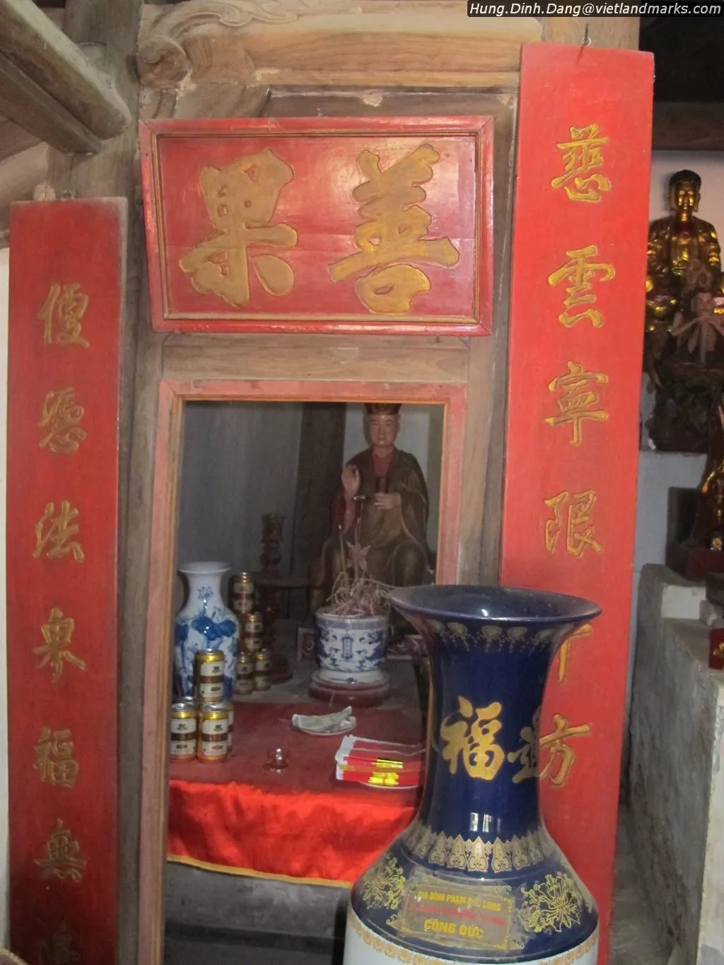 Hoành phi câu đối tại Chùa Nhội