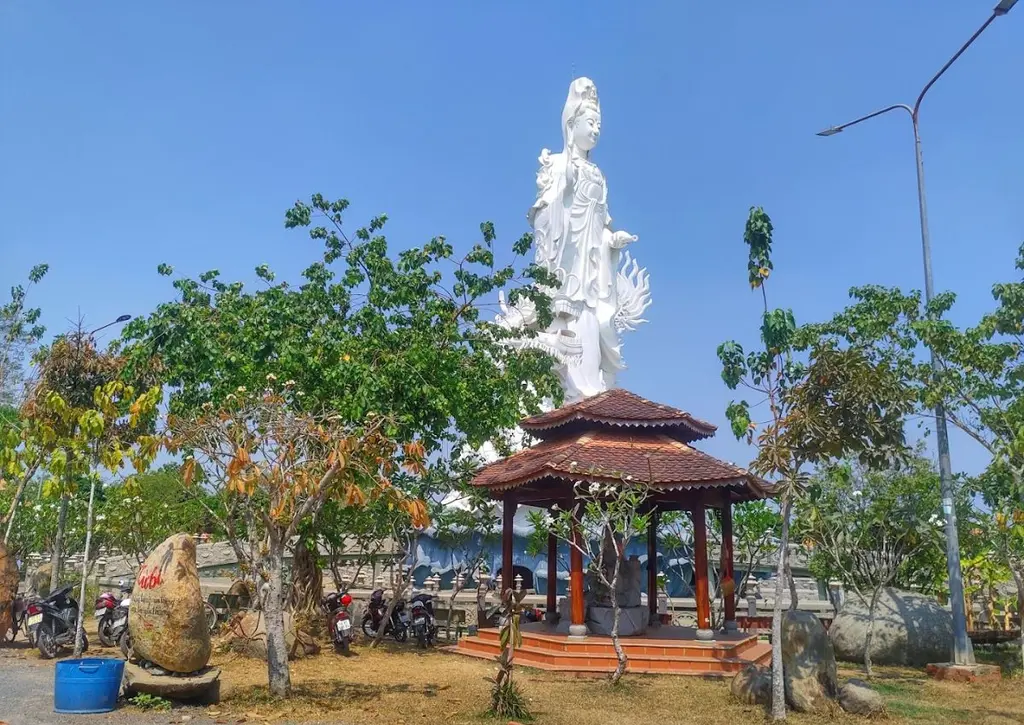 Cảnh quan Chùa Từ Phong
