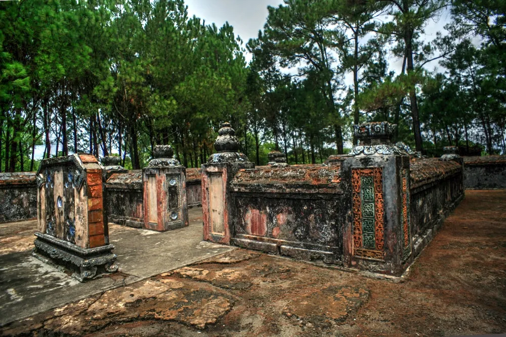 Cảnh quan Lăng Kiên Thái Vương
