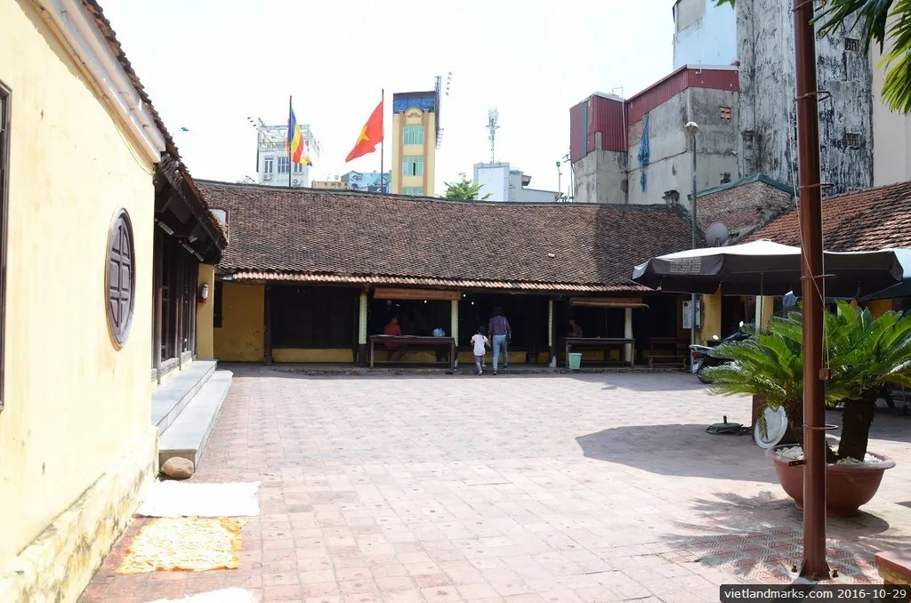 Khuôn viên Chùa Phúc Khánh