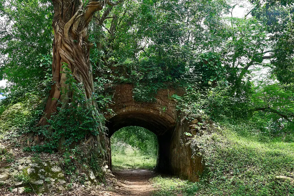 Không gian cảnh quan di tích Thành Cổ Sơn Tây