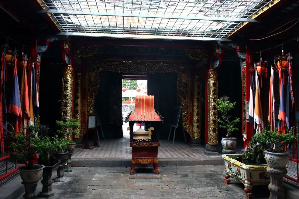 Không gian tại Chùa Kiến An Cung