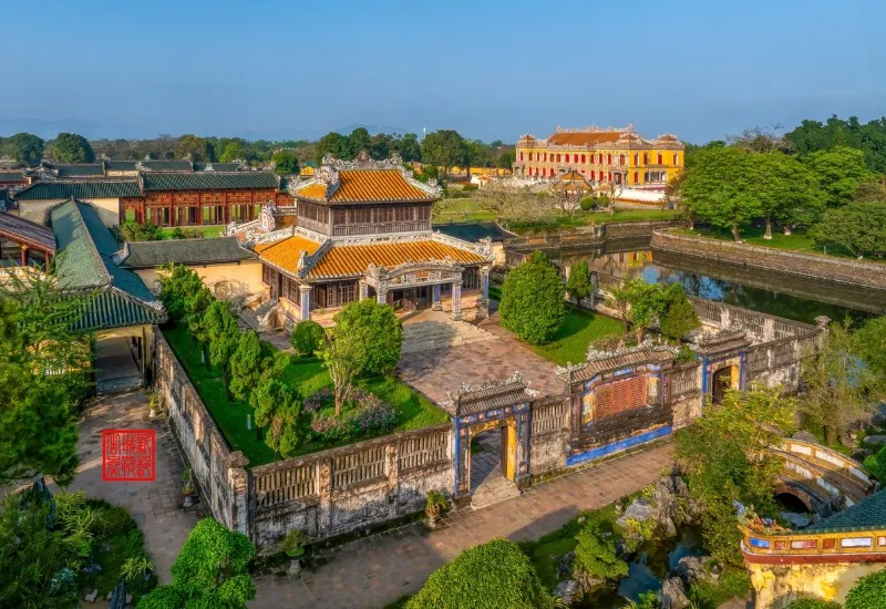 Toàn cảnh khuôn viên của Thái Bình Lâu khi nhìn từ trên cao.