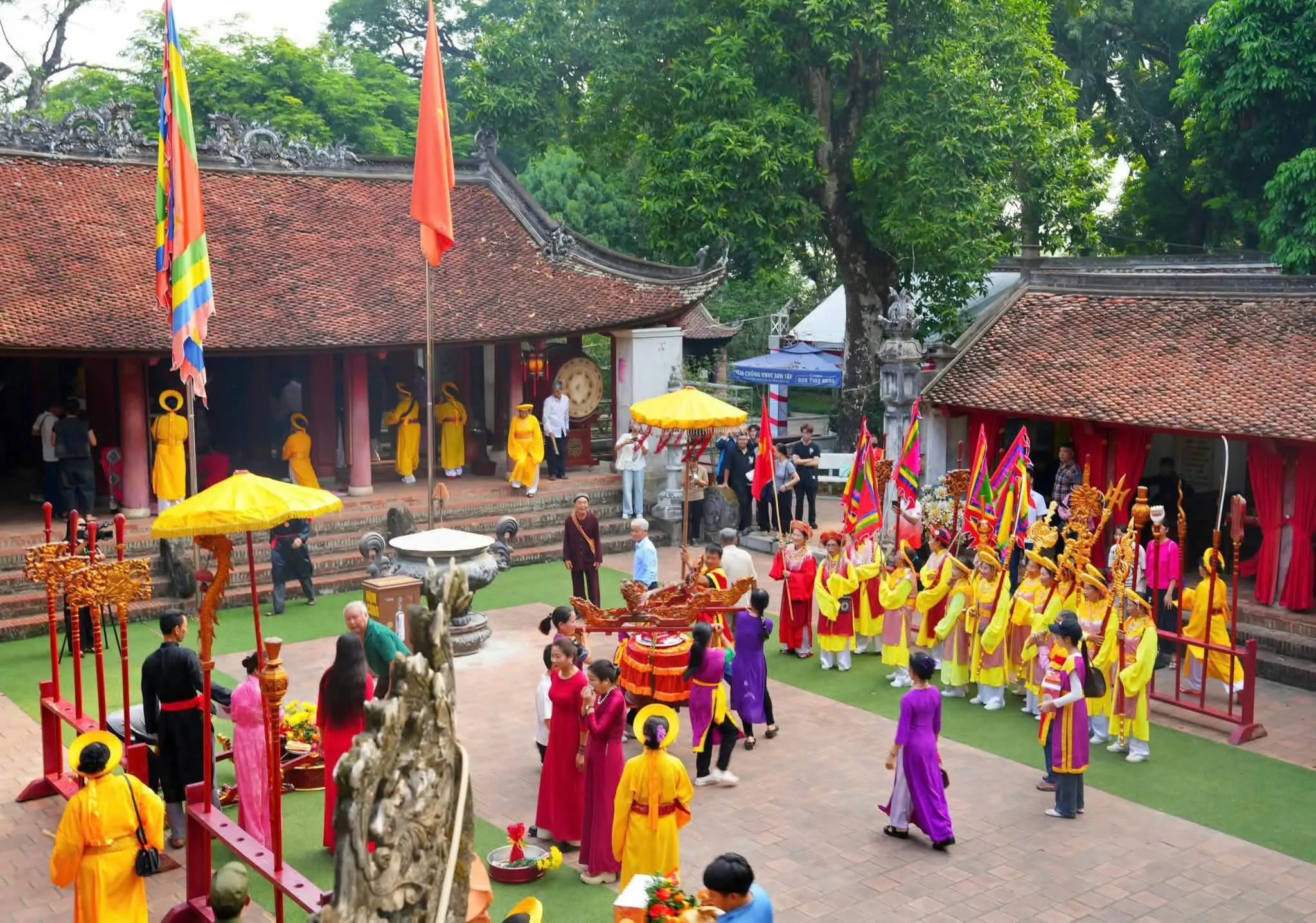 Không khi lễ hội Đả Ngư đền Và