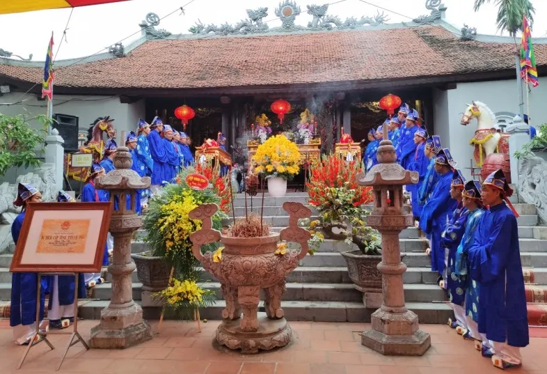 Lễ dâng hương Lễ hội Đình Phú Xá