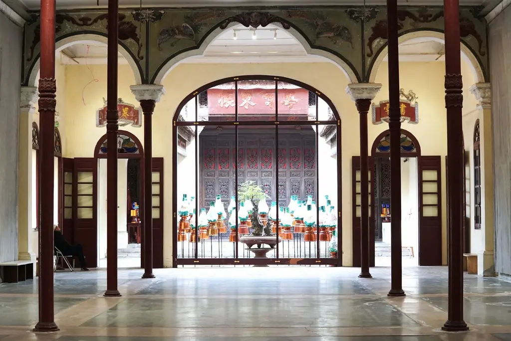 Bên trong Di tích số 22 Hàng Buồm