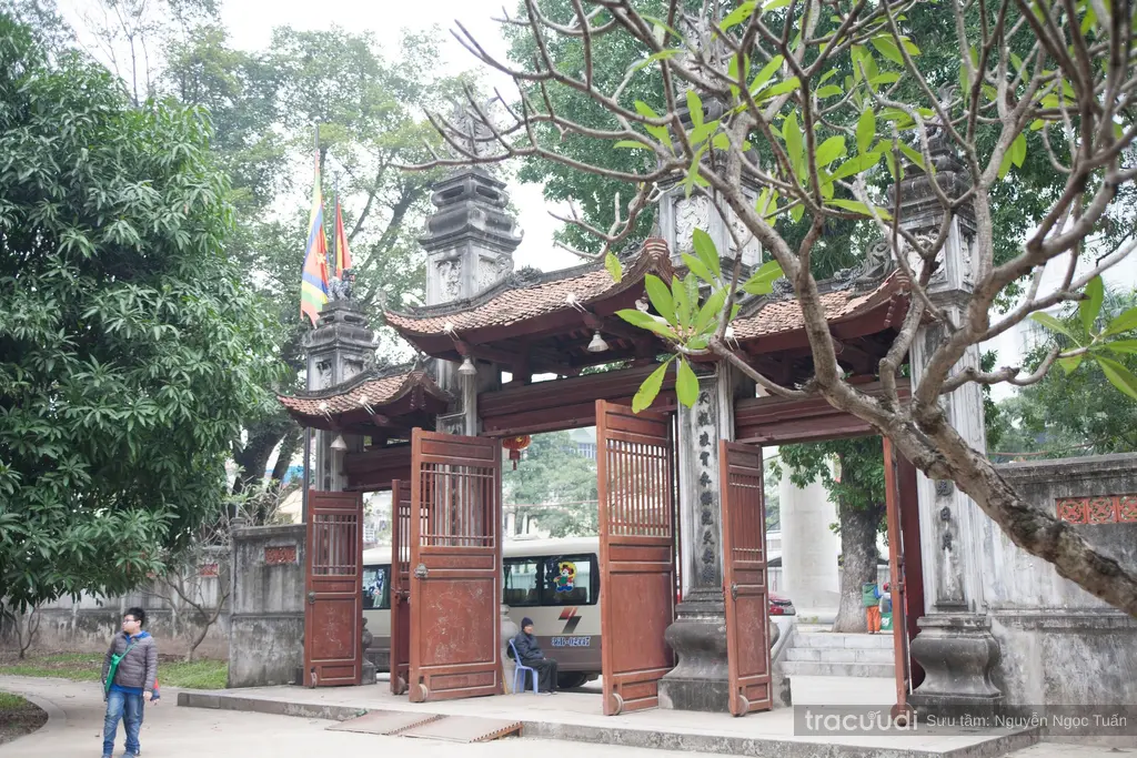 Không gian cảnh quan Đền Voi Phục