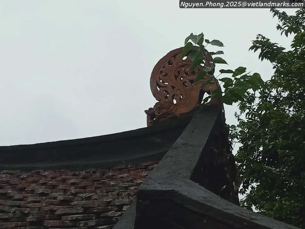 Kiến trúc mái Đền Xám
