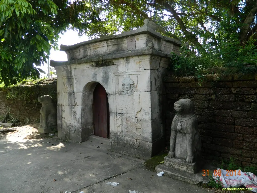 Cảnh quan Lăng họ Ngọ