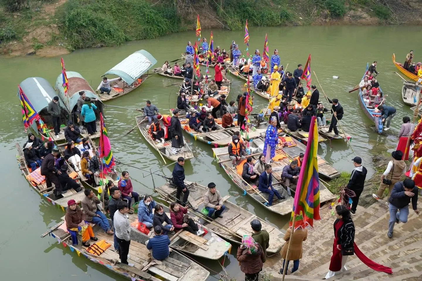 Quang cảnh Hội đình Bùi Xá