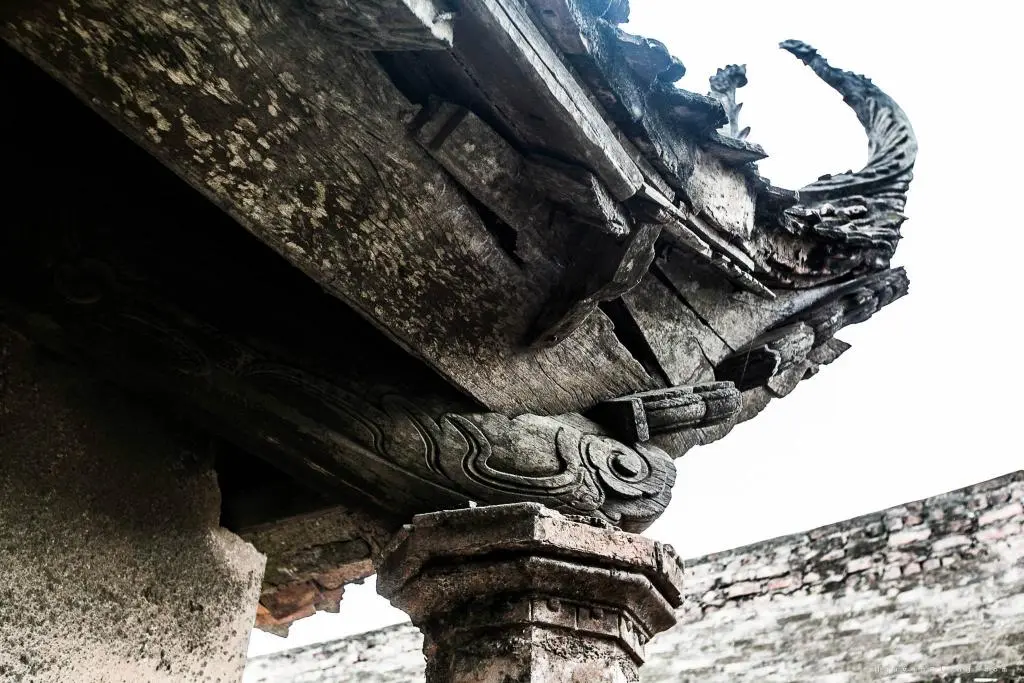 Kiến trúc mái Đình Tiền Lệ