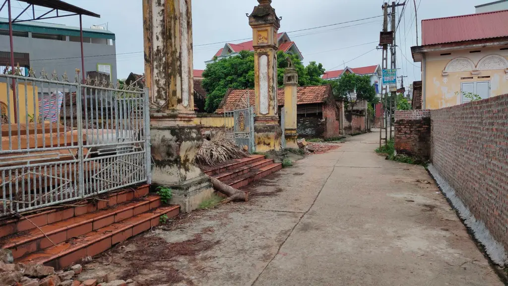 Cảnh quan không gian di tích Đình Tòng Lệnh
