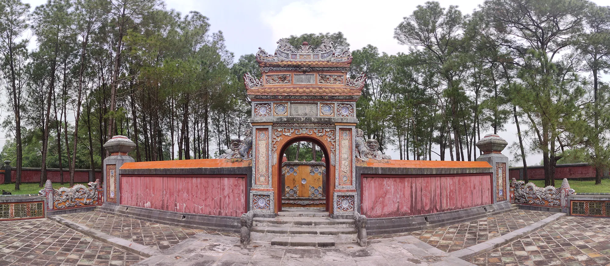 Không gian Lăng Đồng Khánh