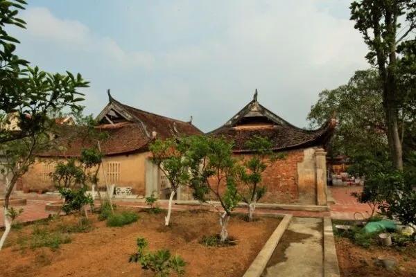 Không gian cảnh quan di tích Đình Đức Hậu