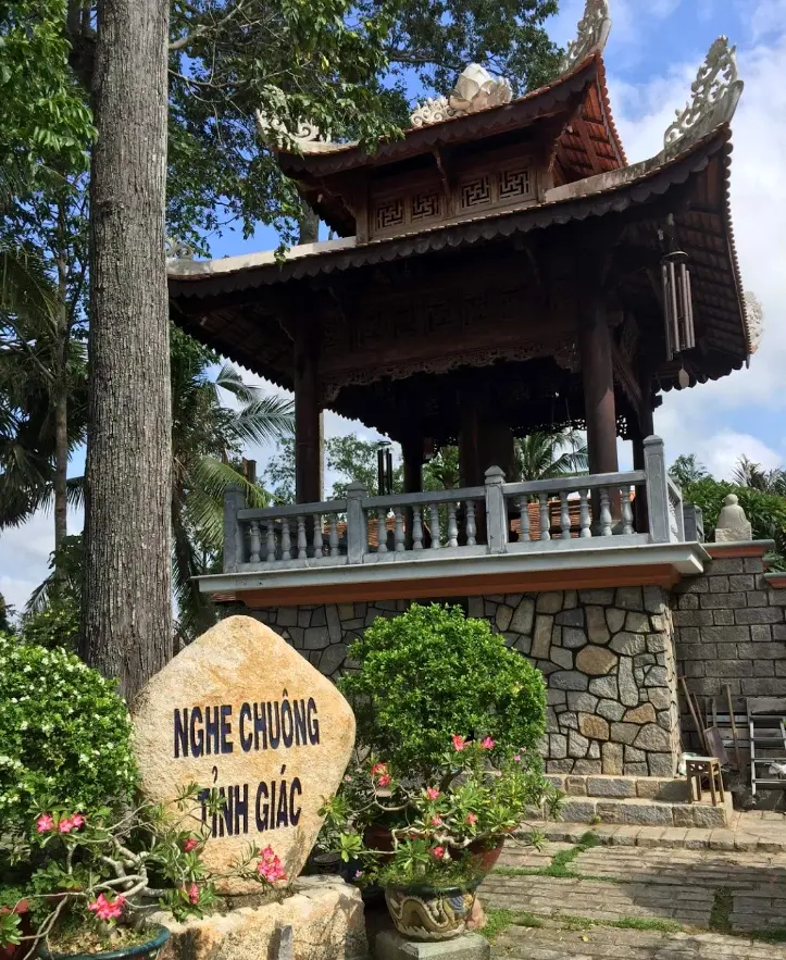 Gác chuông Chùa Phước Hậu