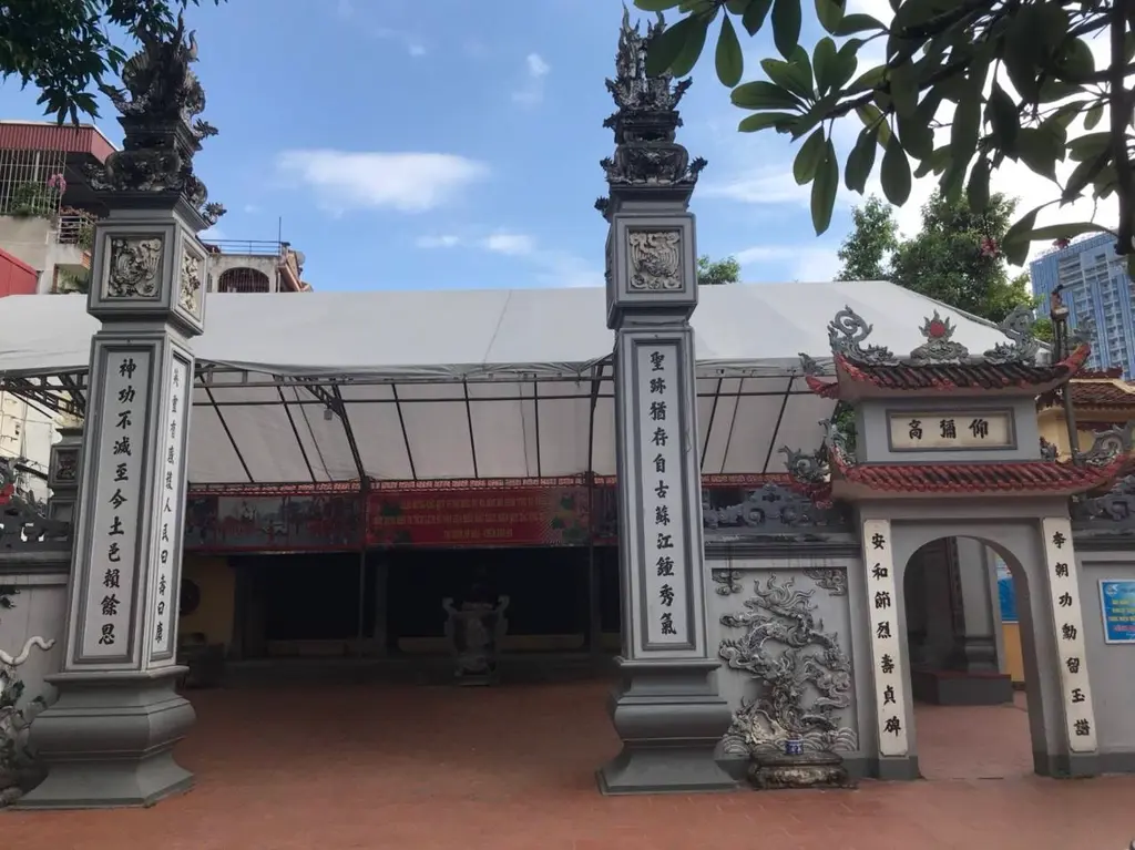 Cảnh quan di tích Đình An Hòa