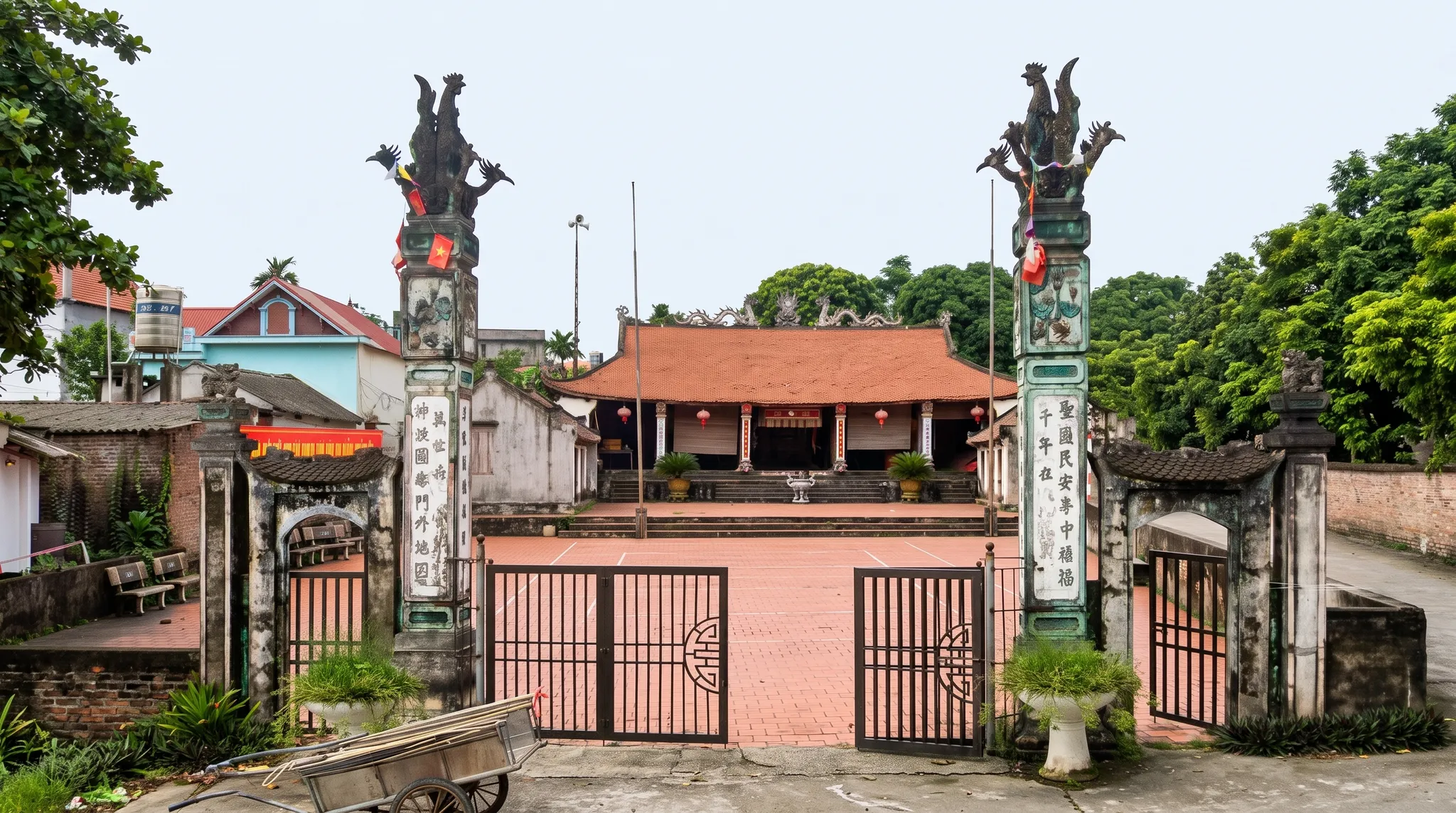 Cảnh quan không gian di tích Đình Bằng Tạ