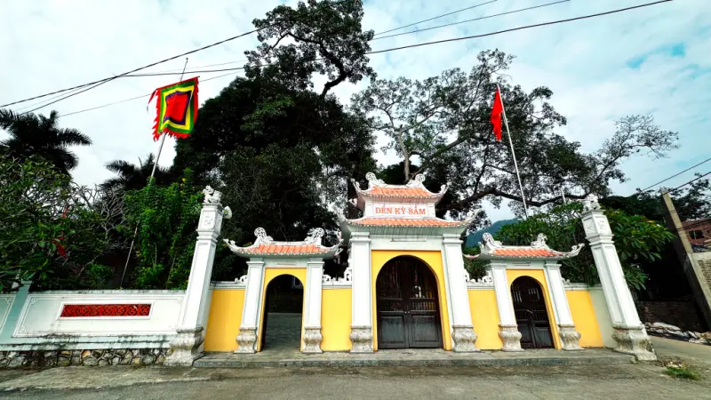 Cổng Đền Kỳ Sầm