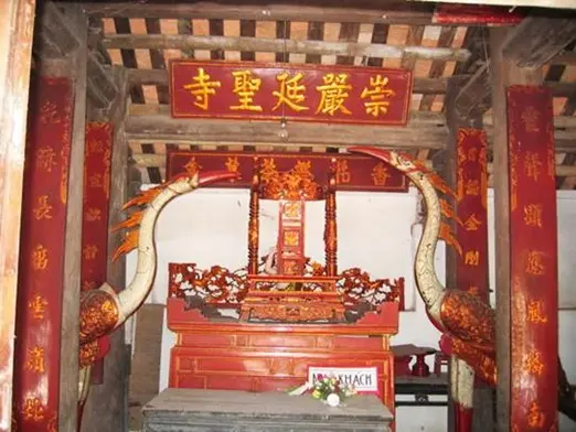 Hoành phi ở Chùa Sùng Nghiêm Diên Thánh