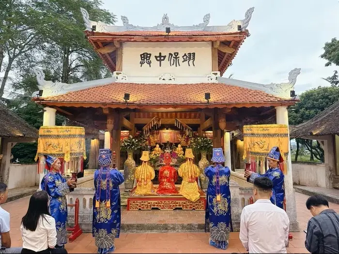 Phần lễ của Lễ hội Đền Bạch Mã
