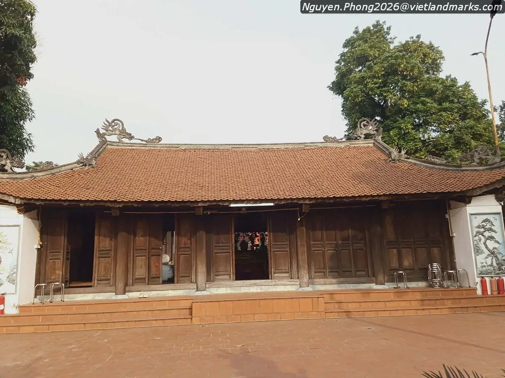 Cận cảnh Đền Giang Xá