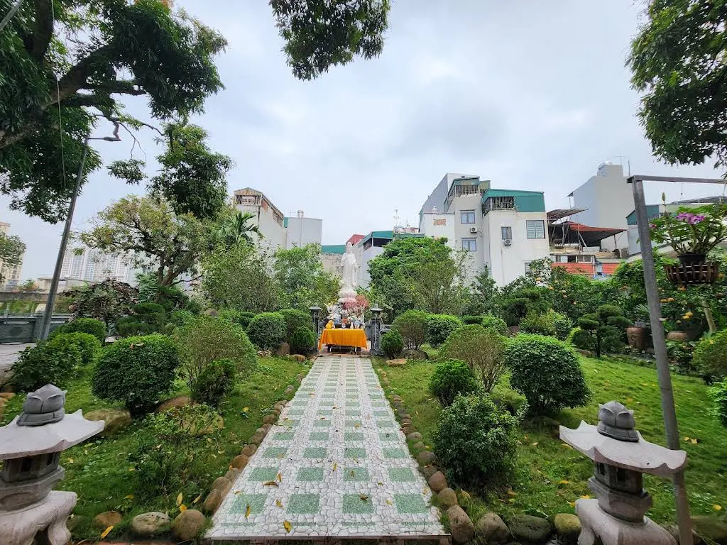 Không gian cảnh quan Chùa Định Công Hạ