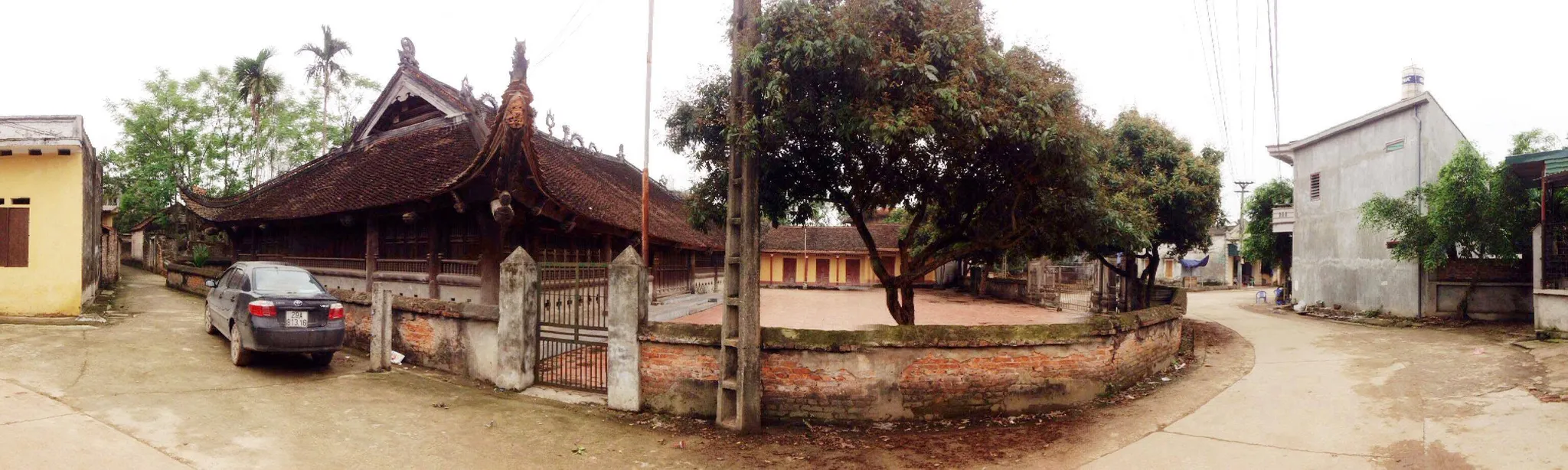 Toàn cảnh đình Tường Phiêu