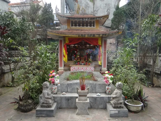 Không gian tại Mộ Trạng Bùng Phùng Khắc Khoan