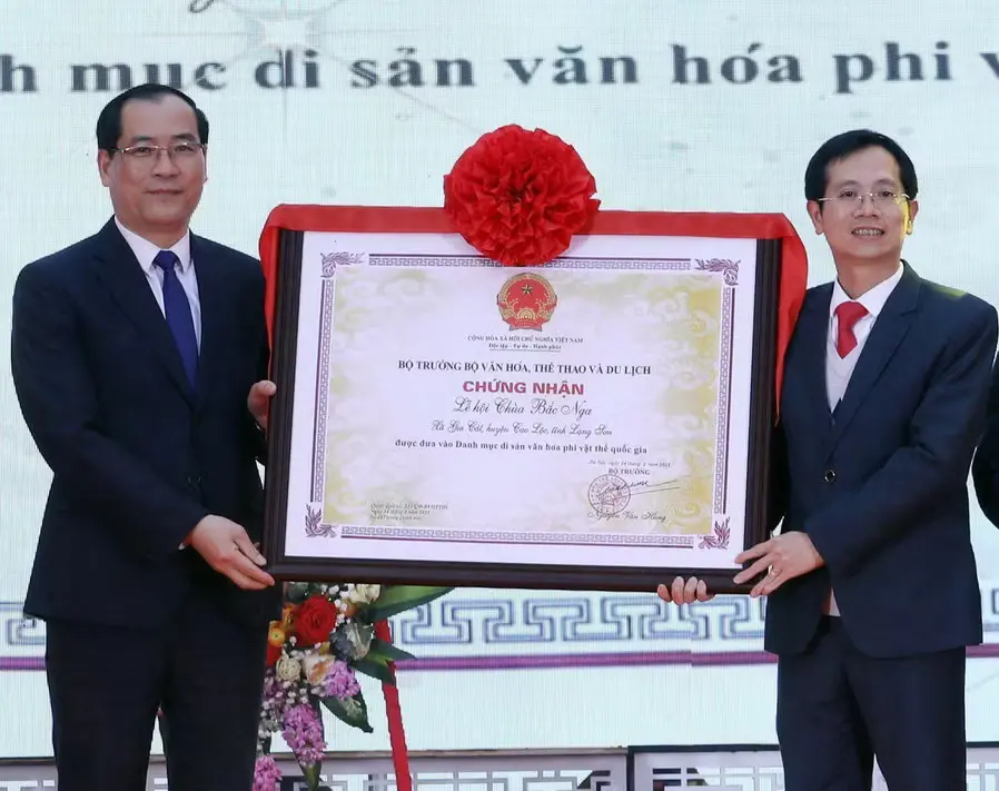 Trao Quyết định công nhận Lễ hội Chùa Bắc Nga