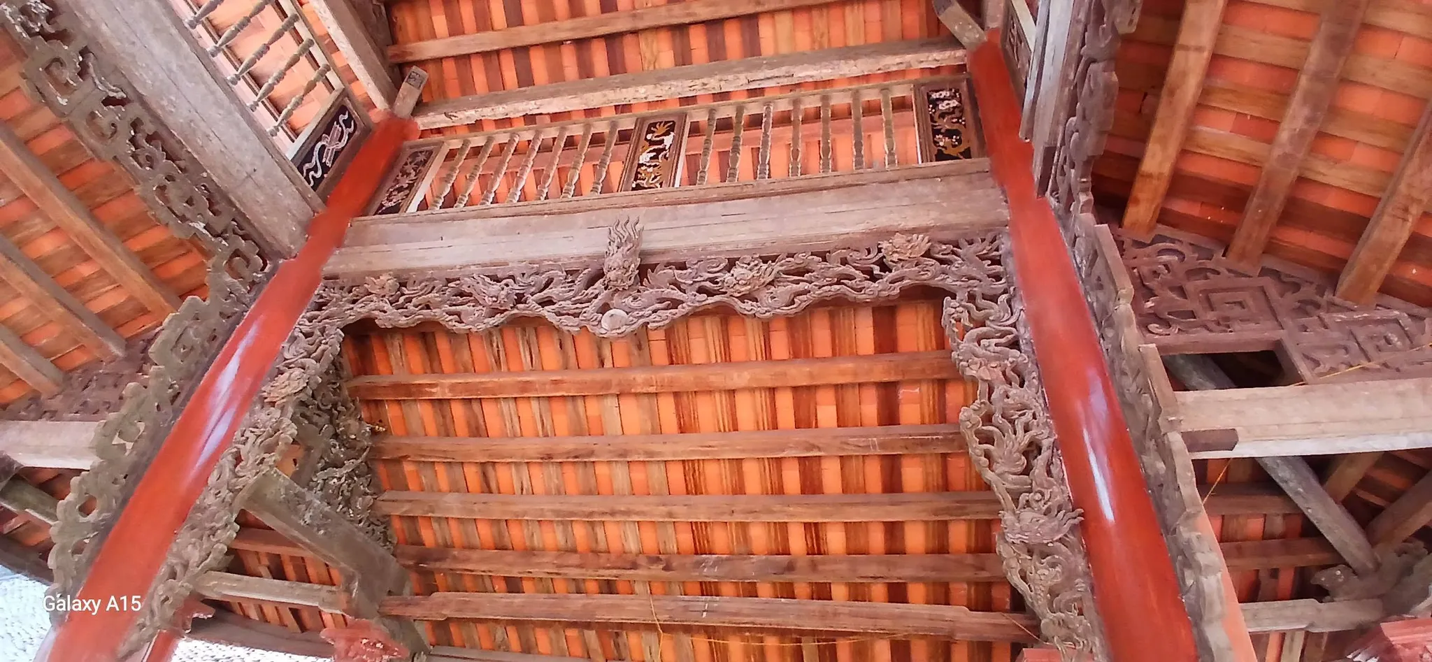 Kiến trúc gỗ nóc đình làng Lam Điền