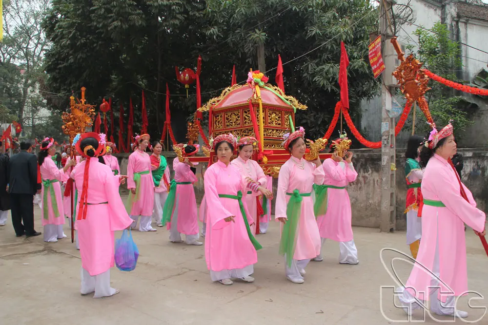 Lễ rước kiệu tại Hội đình Giàn