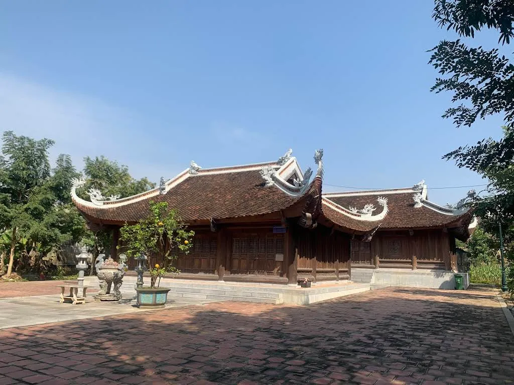 Cảnh quan di tích Từ Đường Phúc Quang