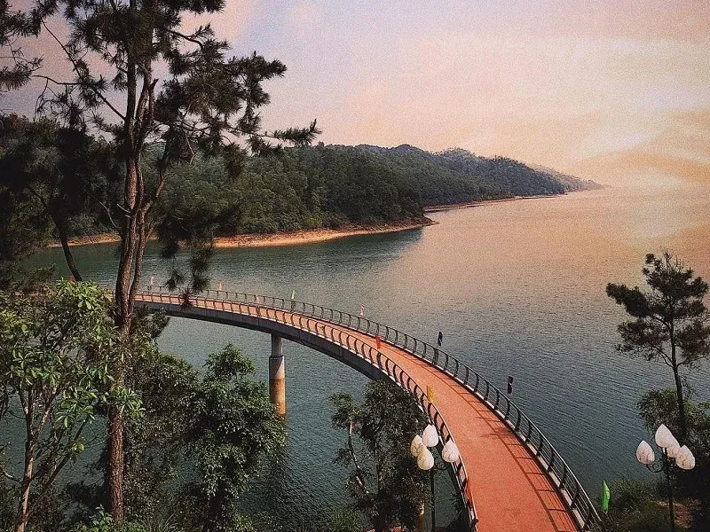 Cầu vượt Hồ Kẻ Gỗ