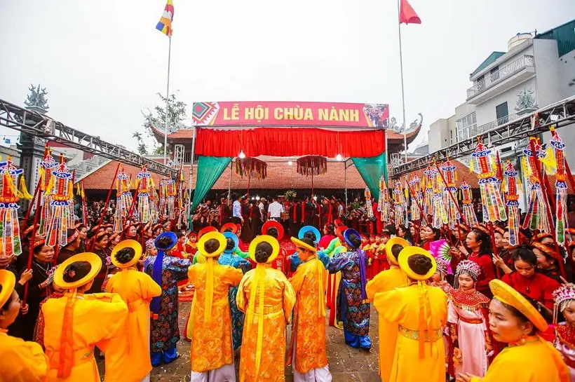 Không gian Hội chùa Nành
