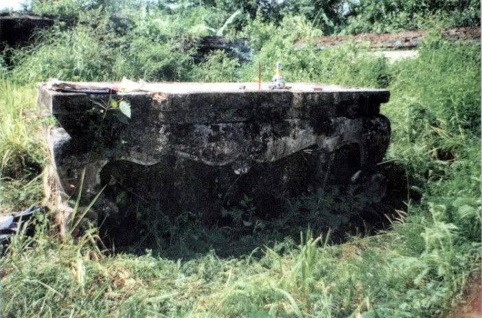 Hương án Lăng Trường Cơ
