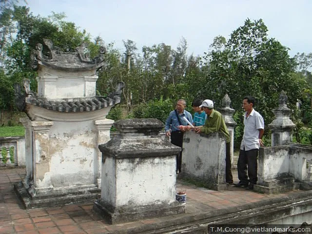 Cảnh quan Nhà Thờ Và Mộ Tiến Sĩ Phạm Nguyễn Du